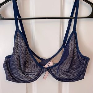 Victoria’s Secret unlined plunge bra. 36 C. Blue